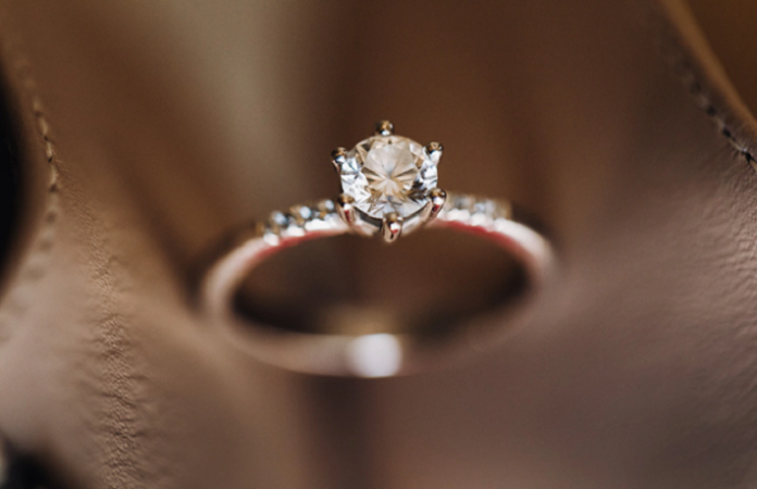 Engagement Ring Options: Lab-Grown Diamonds VS. Real Diamonds