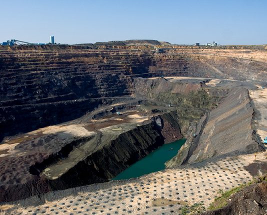 World's First 5G Smart Diamond Mine