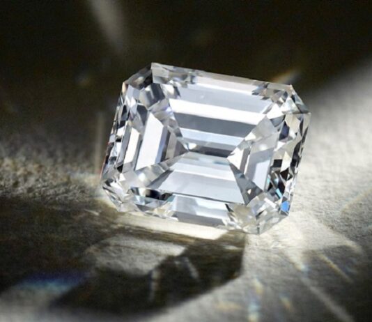 Certified Carbon Footprint for Any Mined Diamond