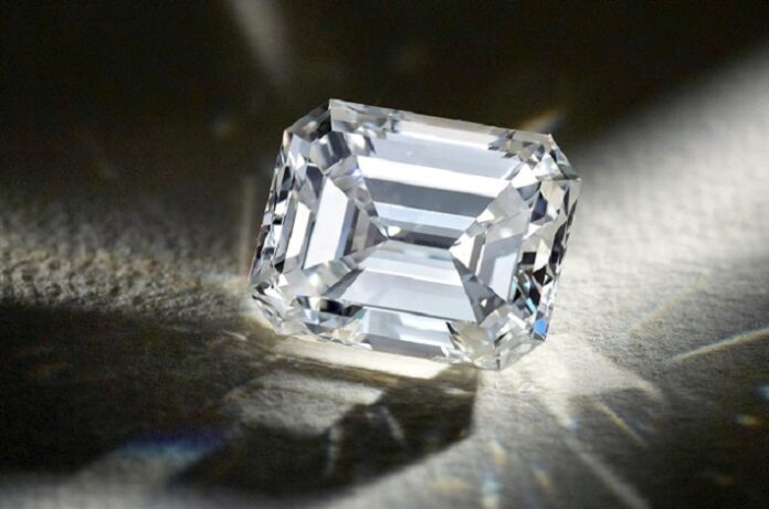 Certified Carbon Footprint for Any Mined Diamond
