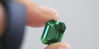 Tiffany Buys "Finest Ever" Muzo Emerald