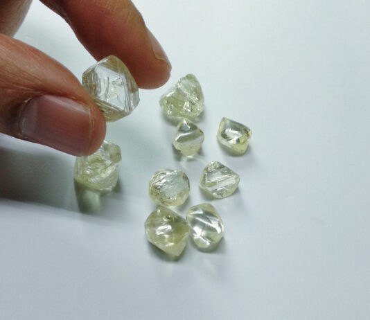 Indian Diamond Industry to Resume Rough Diamond Imports from 15th December 2023