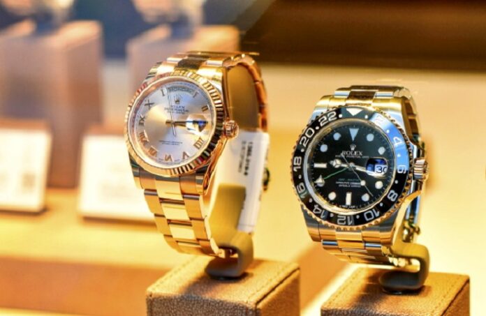 Rolex Fined $100m for Online Sales Ban