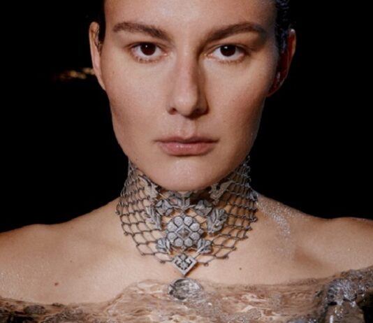 Necklace is Symbol of Ukraine's Two-Year Struggle