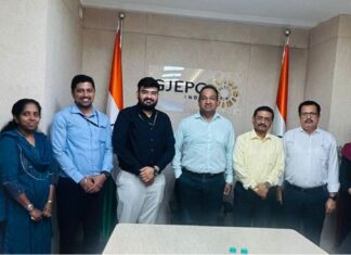 India Post and GJEPC Discuss Strategies to Boost Exports