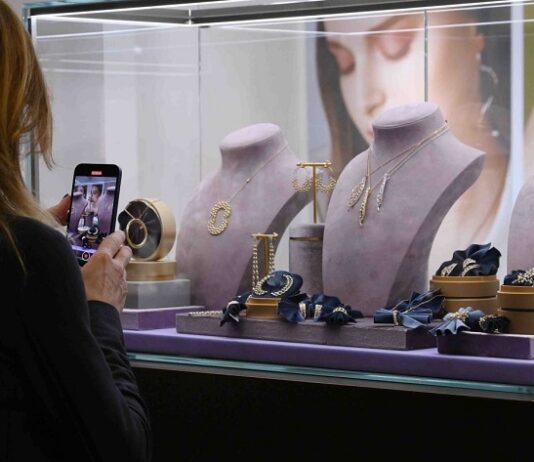 Italy’s Vicenzaoro Show: Over 1,300 Brands to Shine in January 1,300 Brands Exhibit at Italian Jewelry Show