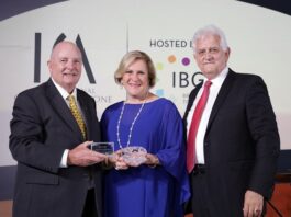 GIA President & CEO Susan Jacques Honoured with ICA Lifetime Achievement Award