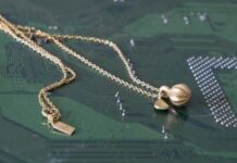 From Circuit Boards to Couture: Sisters Transform E-Waste into Luxury Gold Jewelry