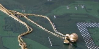 From Circuit Boards to Couture: Sisters Transform E-Waste into Luxury Gold Jewelry
