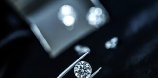 SRK Sets Global Benchmark with World’s First Carbon-Negative Natural Polished Diamonds