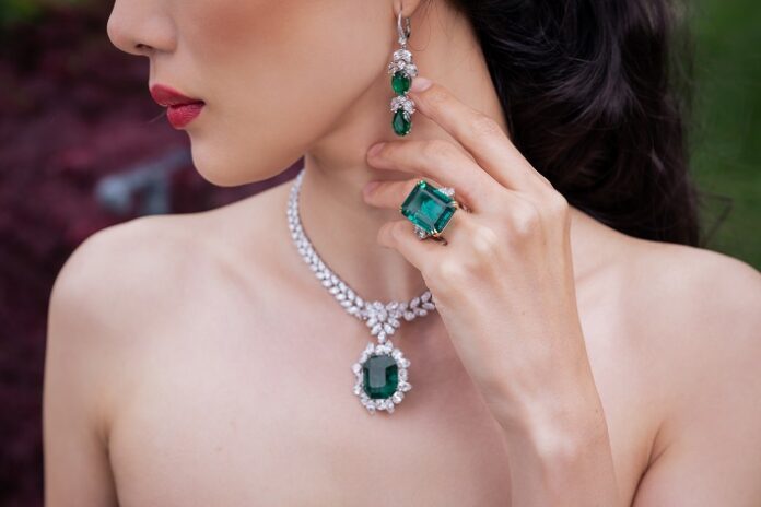 Holidays Shine Brighter with Leviev High Jewelry Holidays Shine Brighter with Leviev High Jewelry