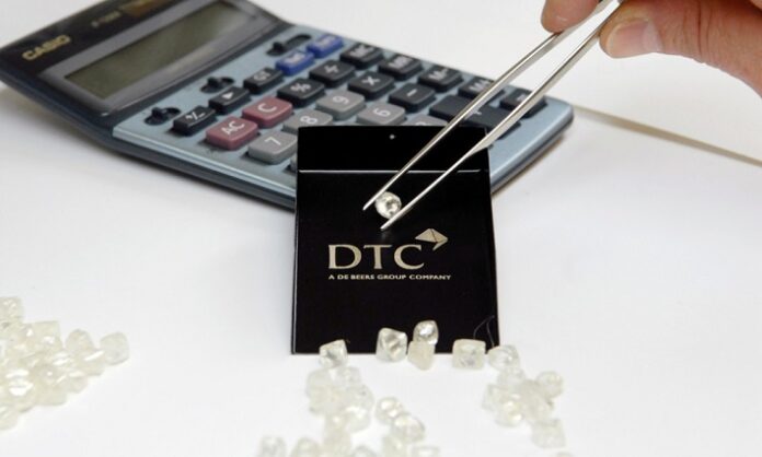 De Beers Narrows Sightholder Base Ahead of New Supply Contracts De Beers Narrows Sightholder Base Ahead of New Supply Contracts