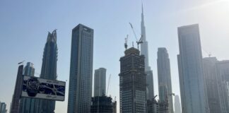 Iran Conflict Disrupts Diamond Shipments Between India and Dubai