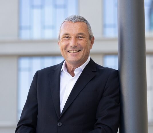 LVMH Watch Chief Signals Jean Arnault as Strong Successor Candidate